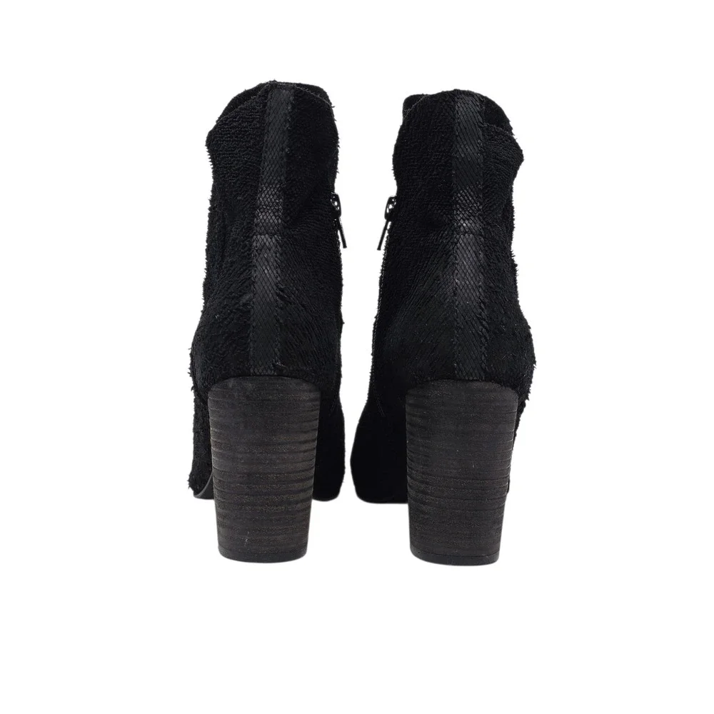 Anthropologie Seychelles Prop Black Textured Leather Ankle Boots Block Heel‎ 7.5